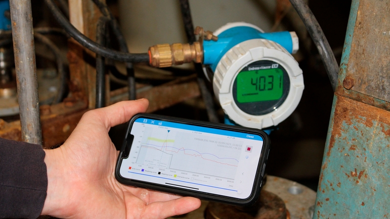 Endress+Hauser Micropilot FMR60B and the SmartBlue app