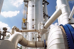 The top-tier sites are dominated by chemical and oil & gas facilities but also include distilleries. The top-tier sites are dominated by chemical and oil & gas facilities but also include distilleries.