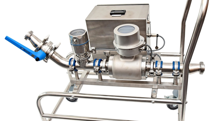 Mobile flow rig for brewing applications